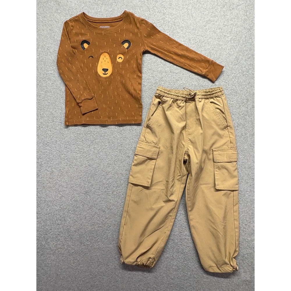 Old Navy Boys Brown‎ Bear Graphic Tee and Tan Cargo Pants Set Size 4T
